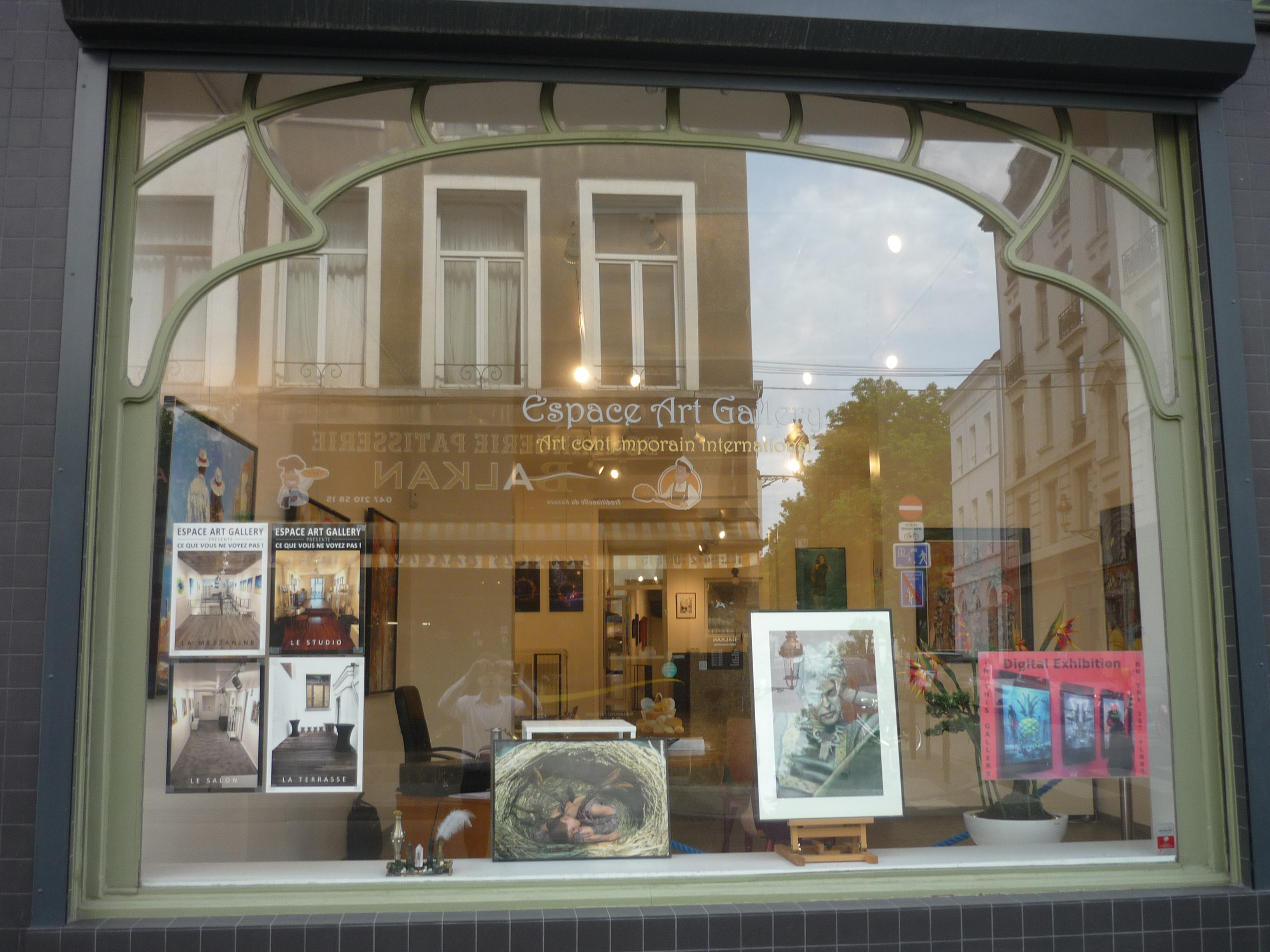 Exposition collective de peintures, sculptures, photographies,...