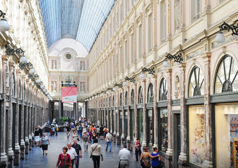 Historical shopping arcades: for flâneurs and flâneuses