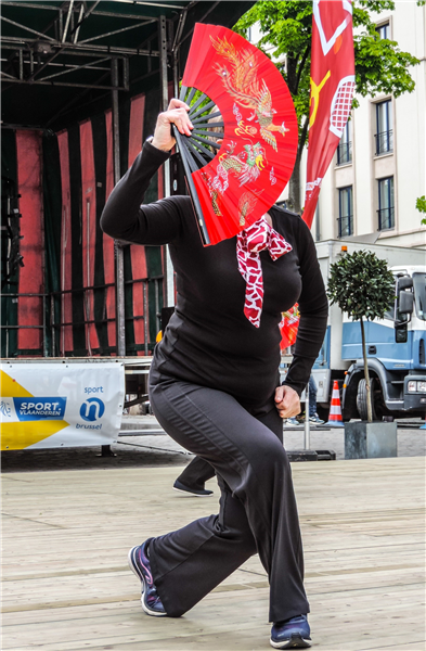 Tai Chi met de waaier: GOLD-kaart — GC De Markten