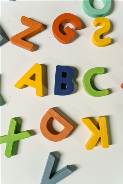 Initiatie Nederlands for toddlers: Find me (theme places in the house/school)