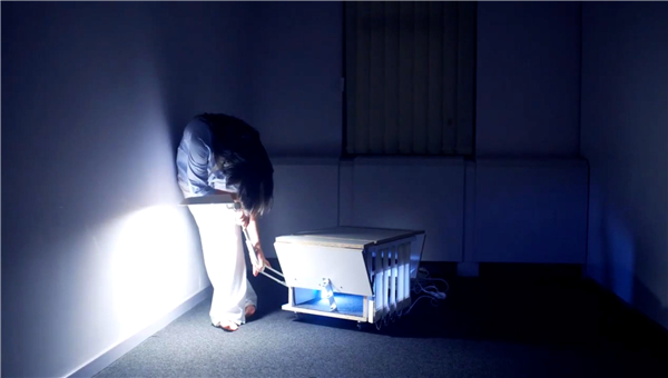 Hors Service : film et performance