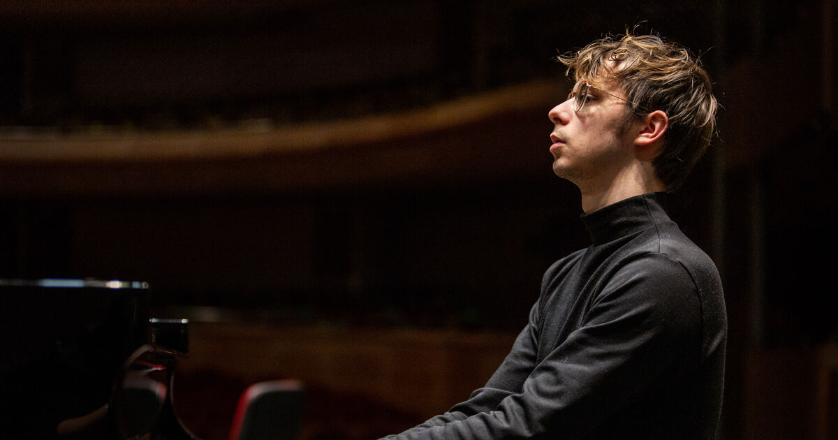 Jorge Gimenez, Matteo Bevilacqua — Flagey