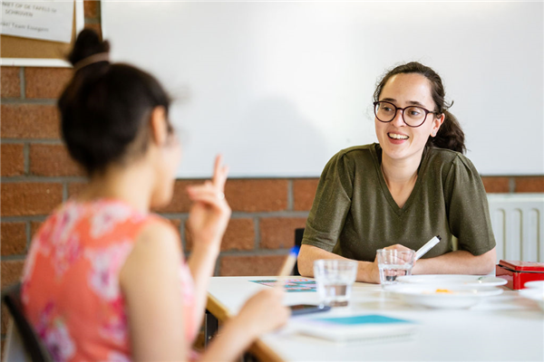 Conversation class 'Hallo Cultuur'