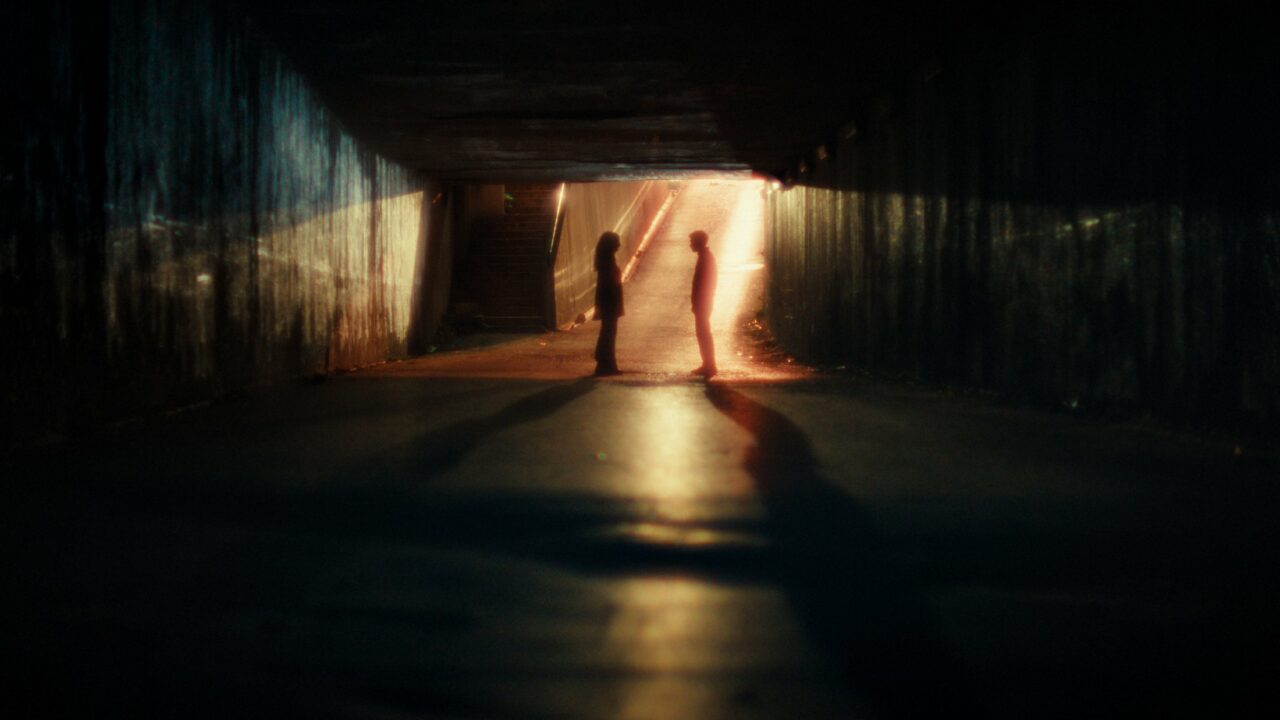 Expat Cinema : A sad and beautiful world