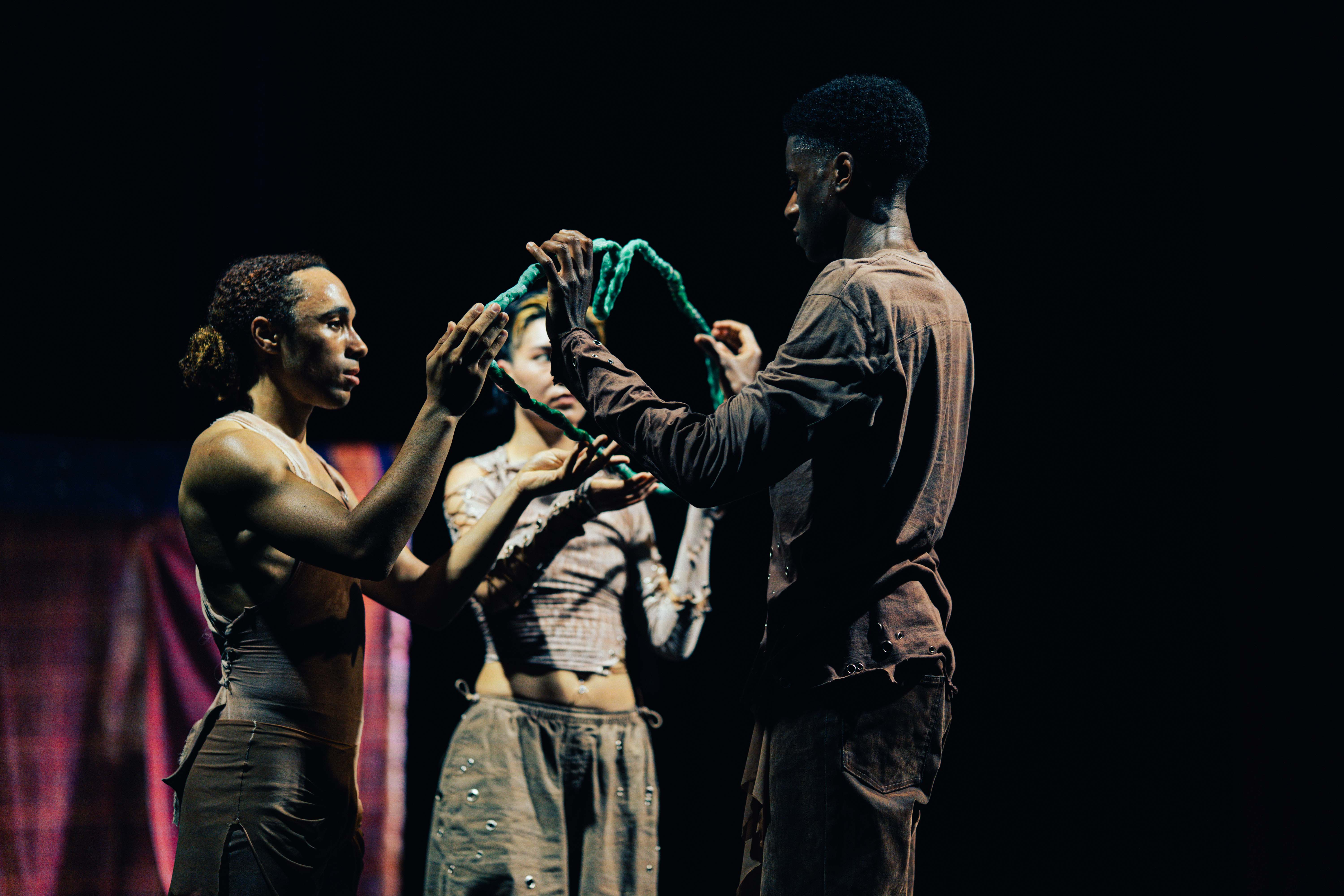 Spine of Desire — Théâtre Varia