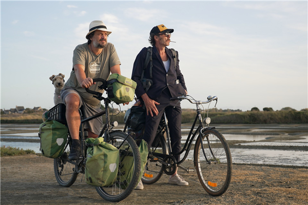 À bicyclette! — GC Ten Noey