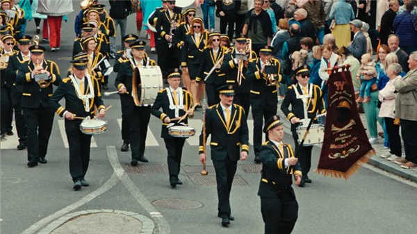 En fanfare — GC Ten Noey