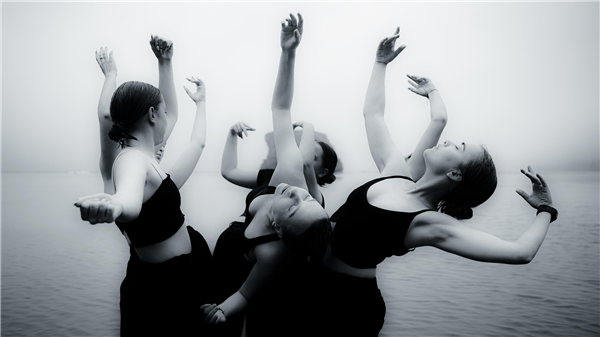Initiatie hedendaagse dans voor volwassenen — Europa Danse Company