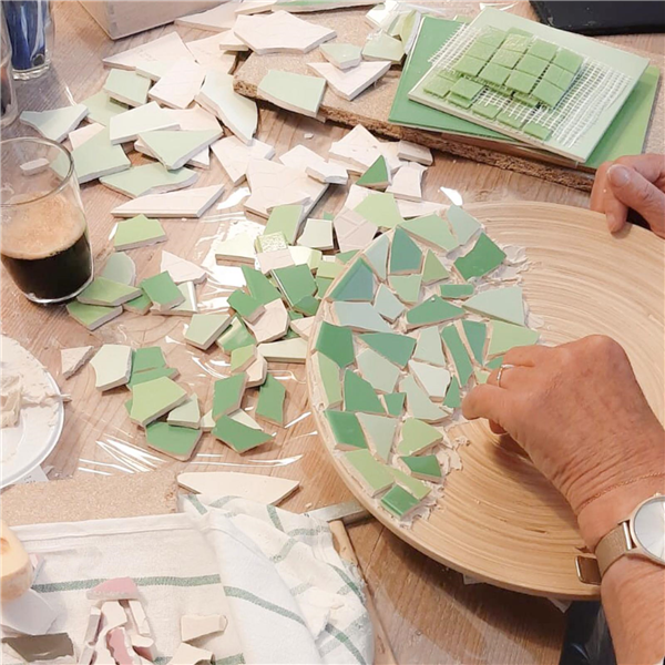 CreaD-Canteen: making mosaics