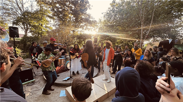 Folkvolk Mexico: A great fall