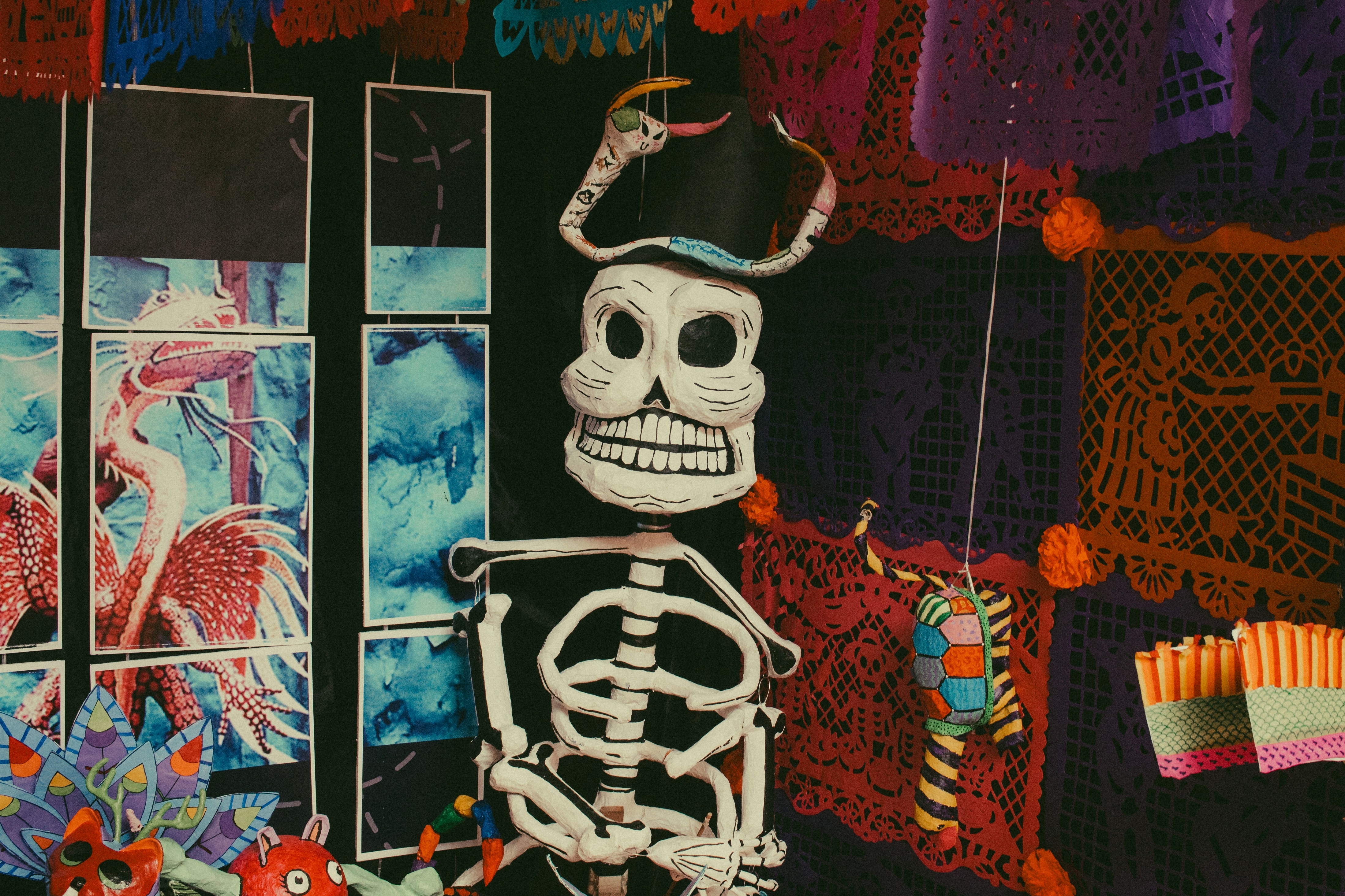 Día de los Muertos: Poppenskeletjes maken (5+)