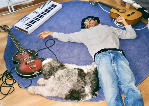 concert Het Huis van Lilo / Jo Rwaka presents BEAR WITH ME (live)