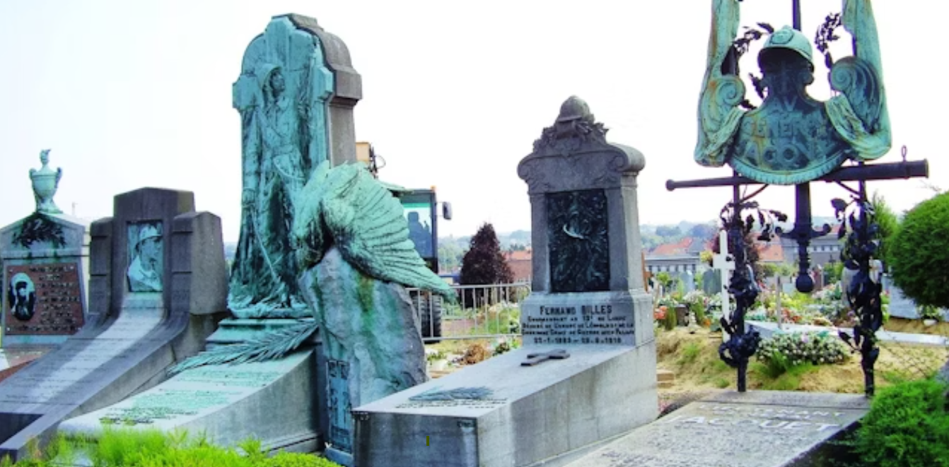 Art funéraire contemporain au cimetière d'Ixelles — Cimetière d'Ixelles