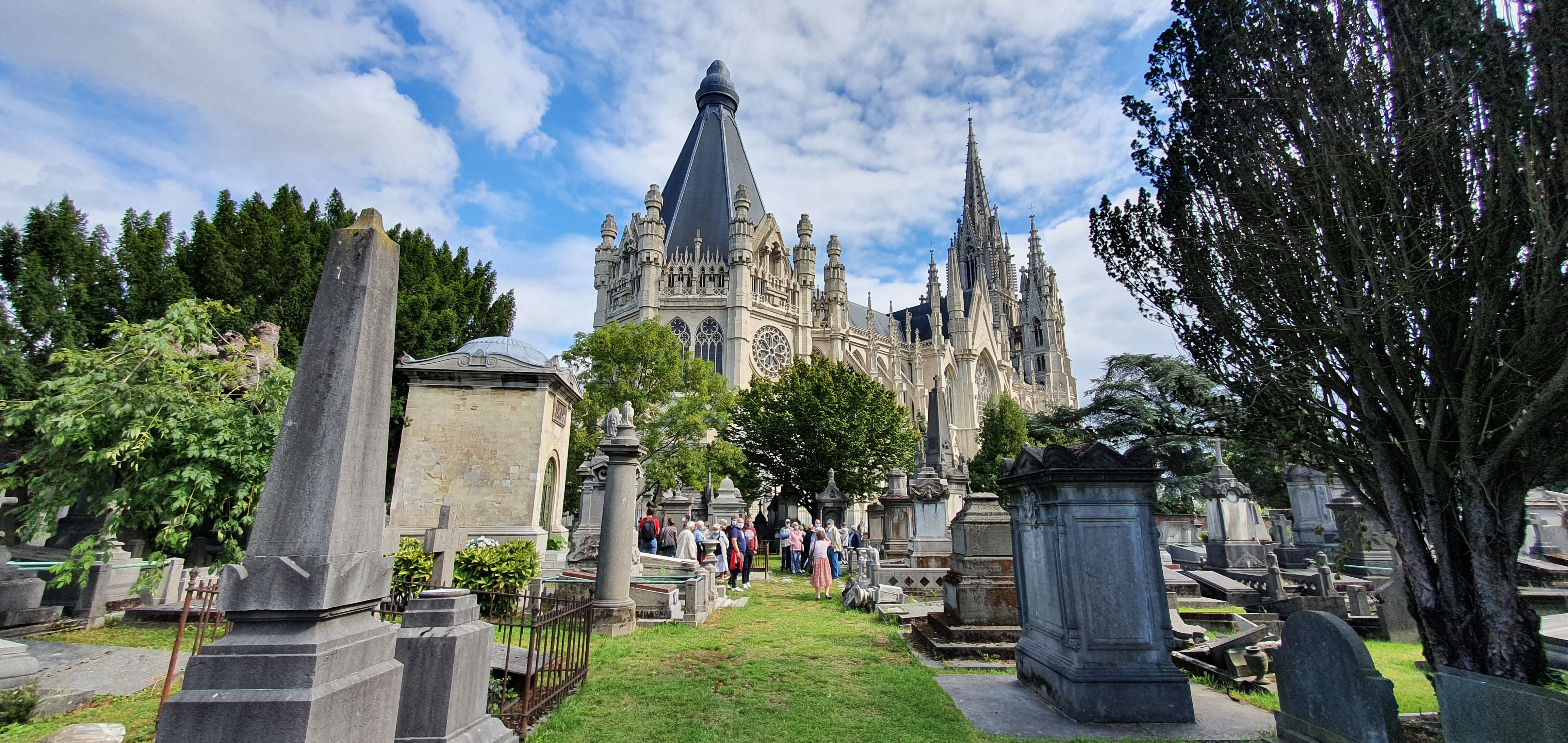 Le Cimetière de Laeken : le Père-Lachaise de Bruxelles — Laeken cemetery