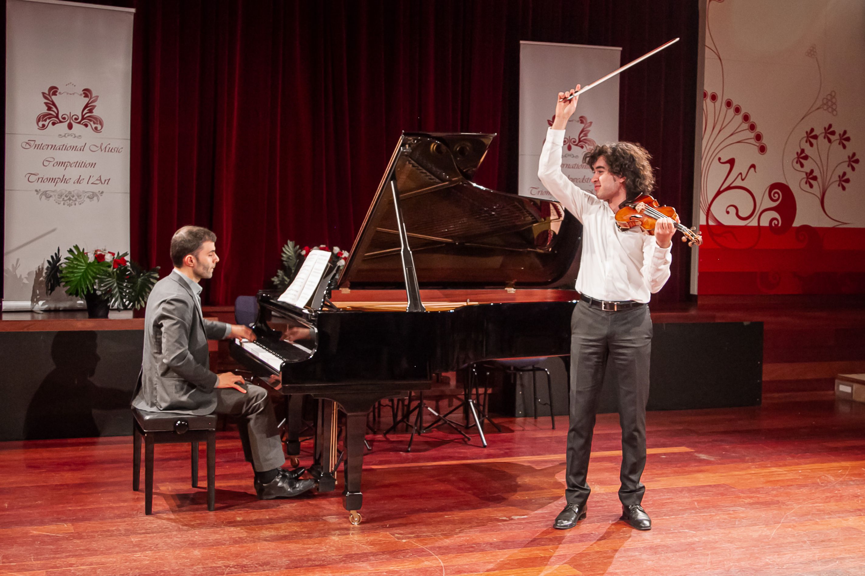 Instruments à cordes : Concert de Gala de Clôture du 11e Concours Triomphe de l’Art — MIM - Musical Instruments Museum (MRAH)