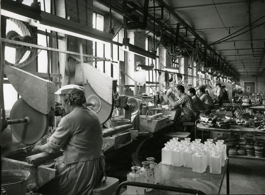 ©Charleroi, Musée du Verre, Fonds Pierre Dias