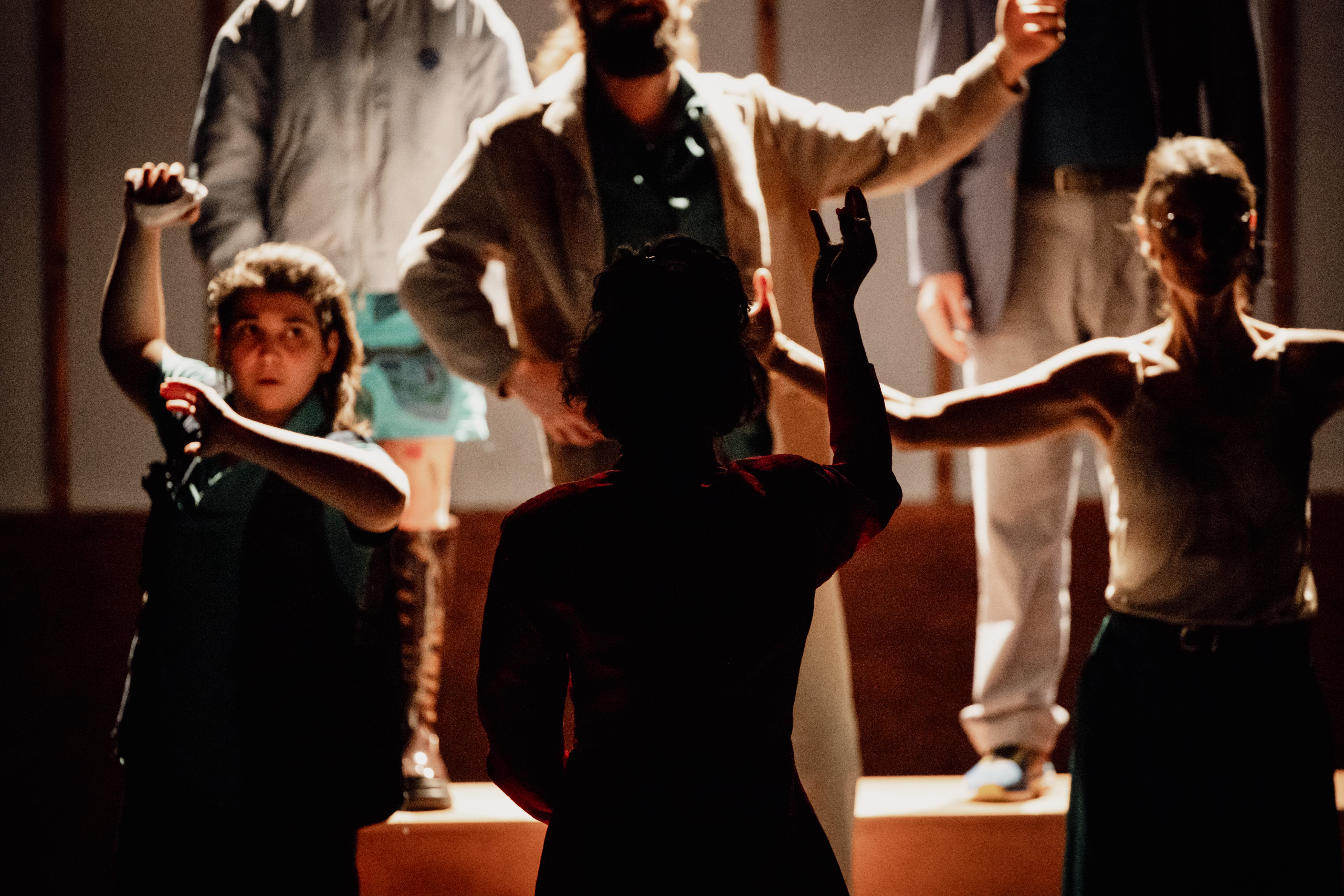 Menace chorale — Théâtre Les Tanneurs
