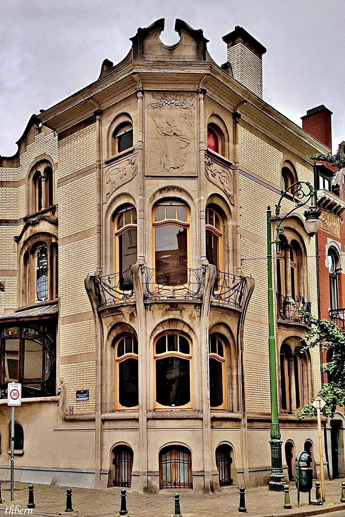Hidden Art Nouveau in Saint-Gilles — In front of Notre-Dame de la Providence church