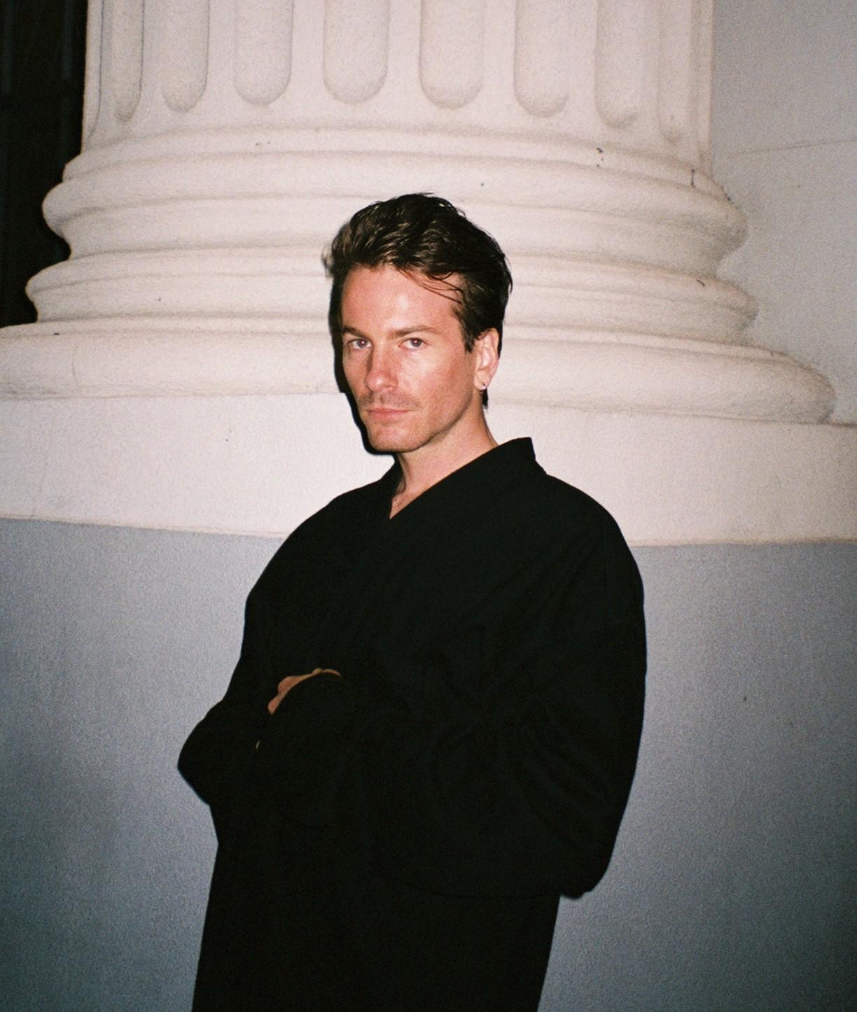 Tr/st — Botanique