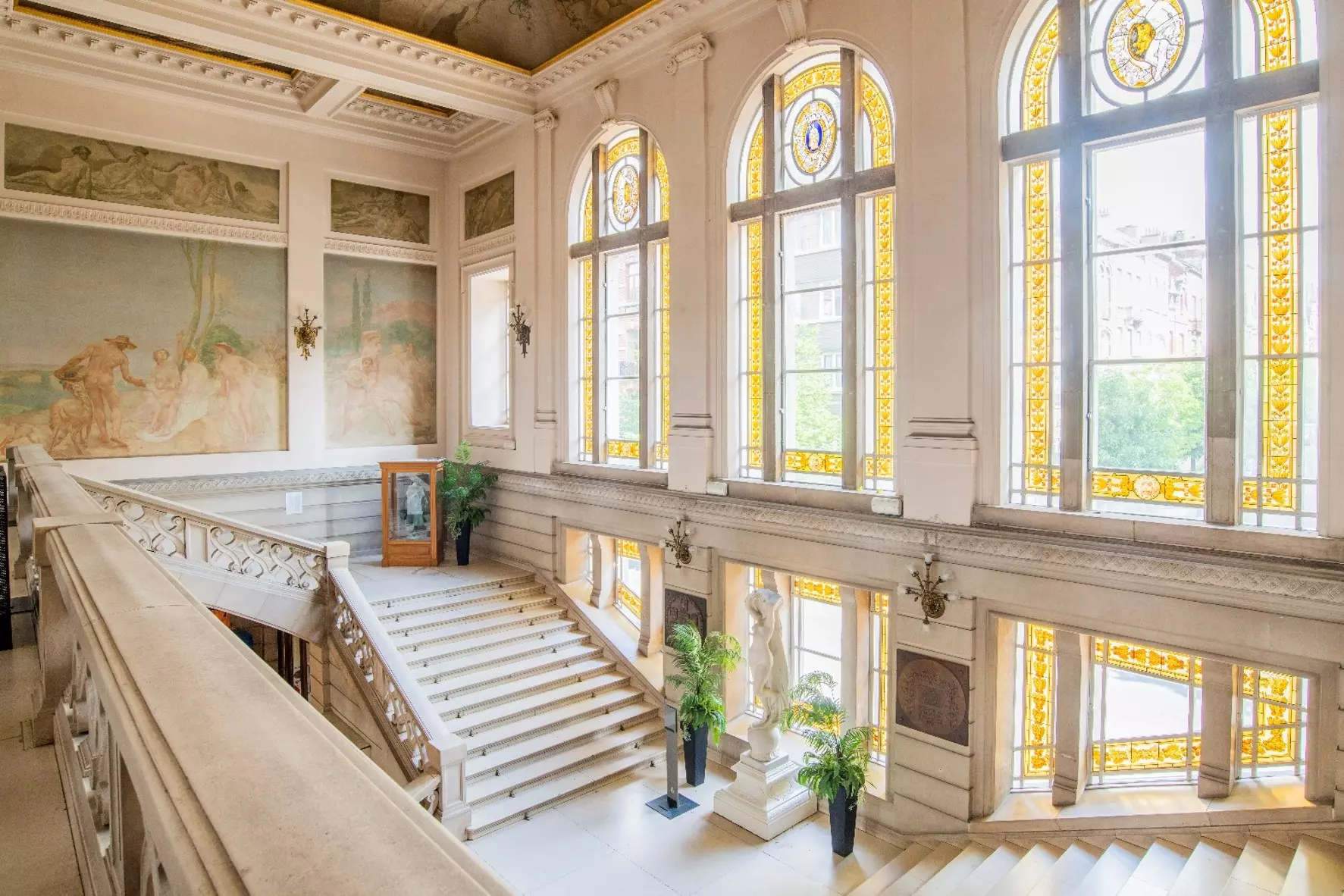 The Hôtel de ville de Saint-Gilles (free for Saint-Gillois residents)