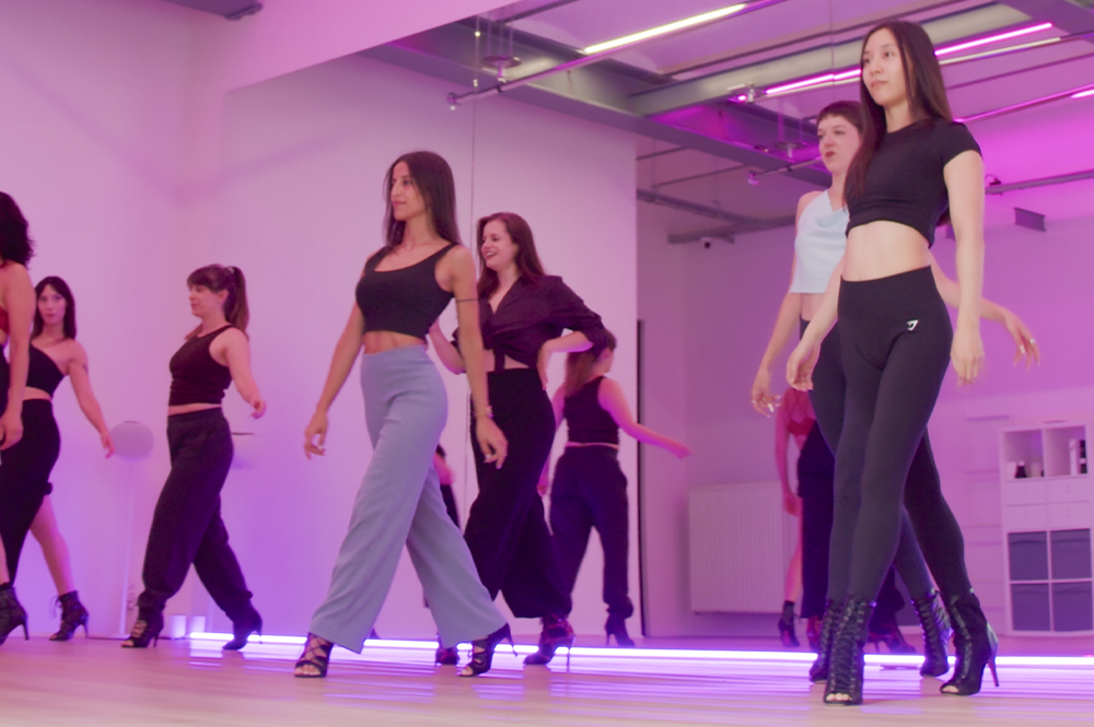 Cours de Heels tous niveaux