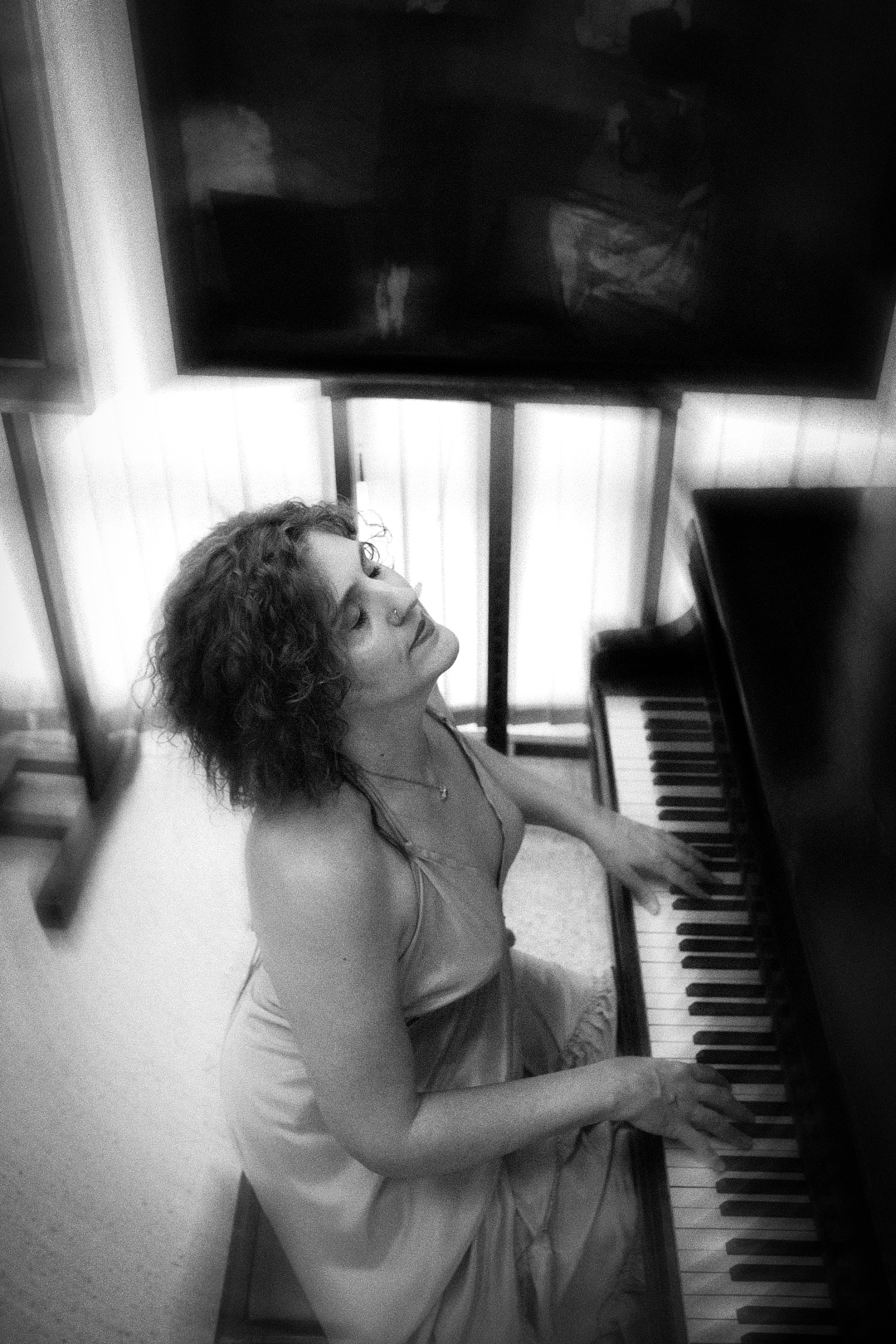 Adriana Sargenti: Argentina Tango and Litoral( Coast) Songs — Art Base
