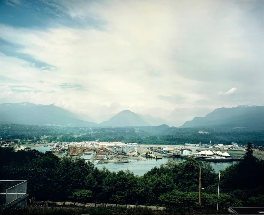 Jeff Wall, Coastal Motifs, 1989, transparency in lightbox