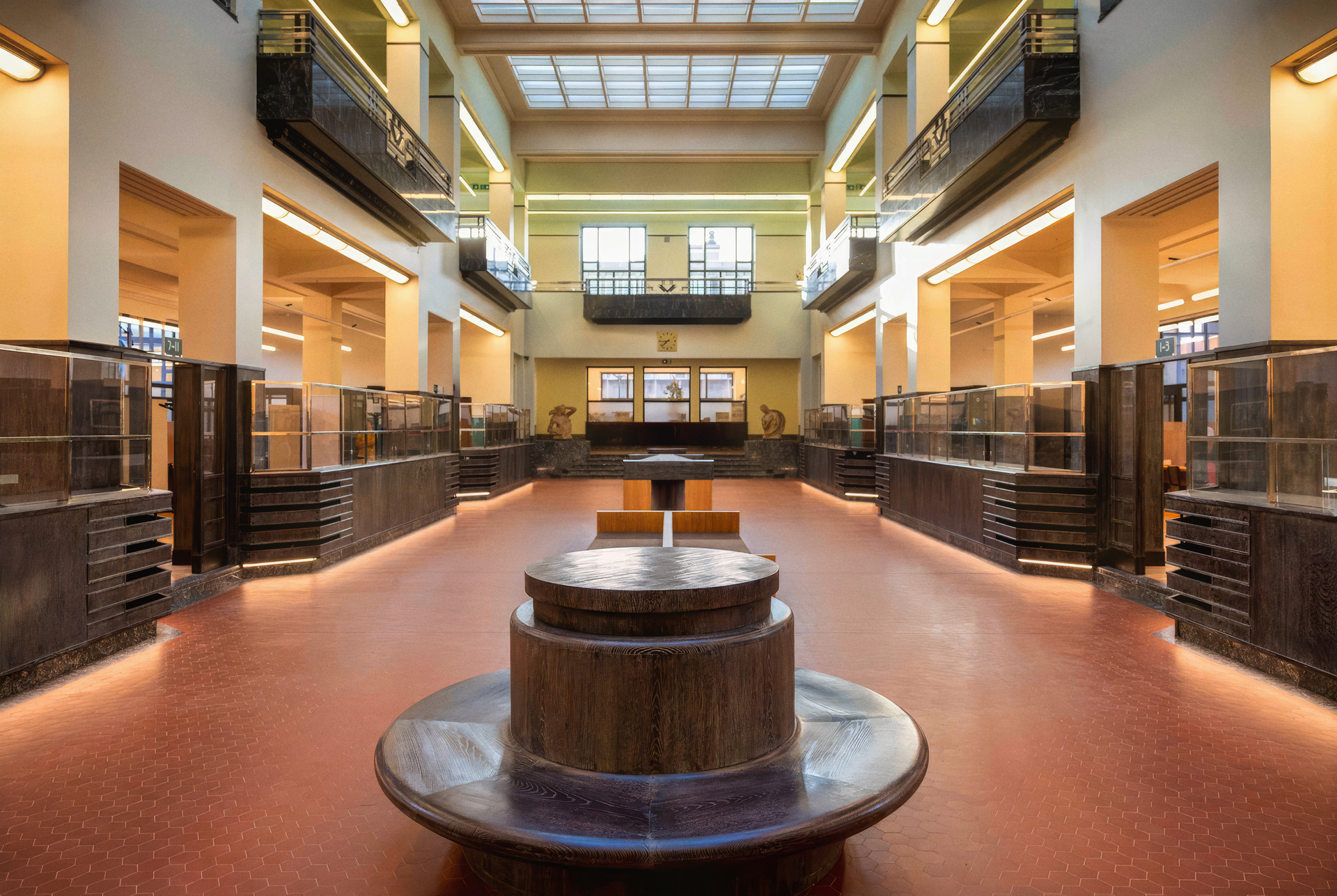 Nieuw! #Artdeco2025 Interieur: gemeentehuis Vorst
