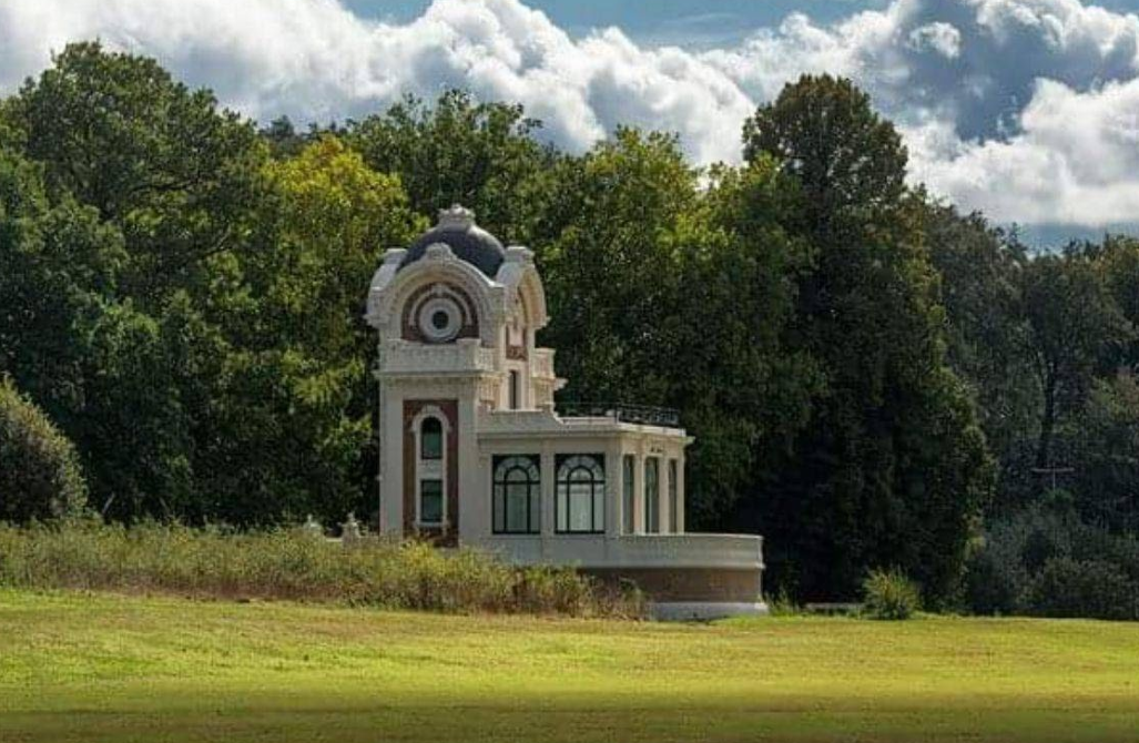 Groenendael: return to nature for an old priory and a racecourse from the Belle Epoque